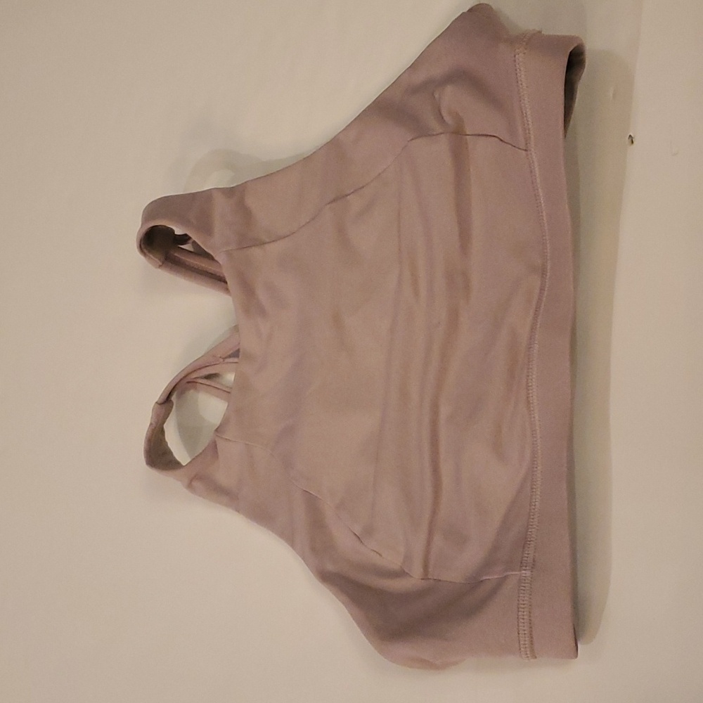 #1218 Lululemon tank  size 4 t589.